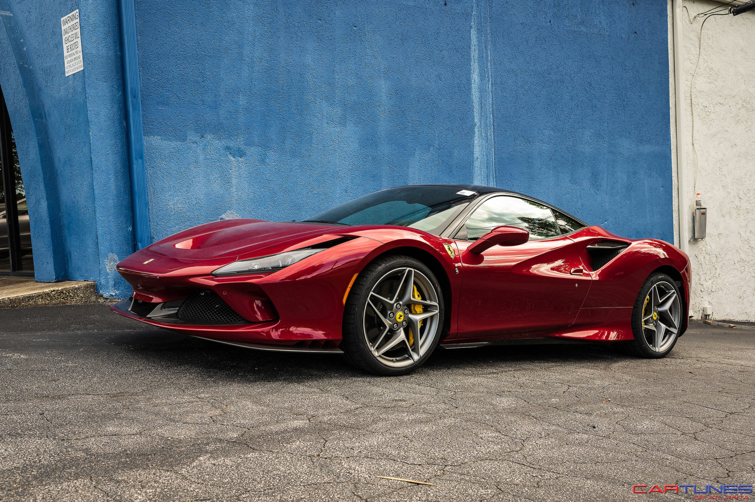Rosso 8. Феррари s8 tributo. Ferrari f8. Феррари ф8 Трибуто белая. Феррари ф8 Спайдер.